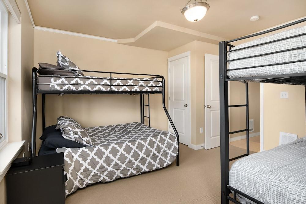 Vacation Home: Life's A Game
