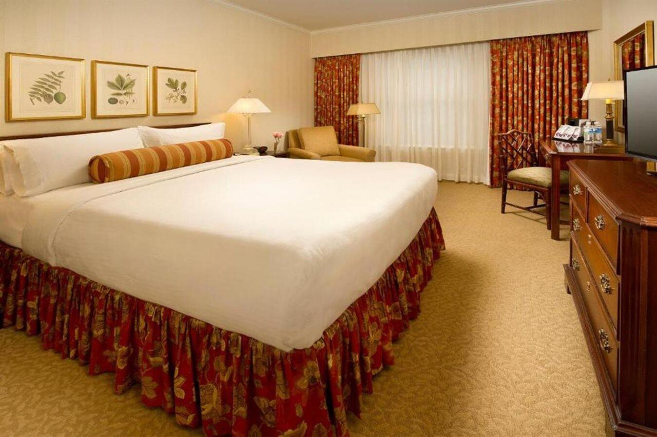 Hotel Mayflower Park