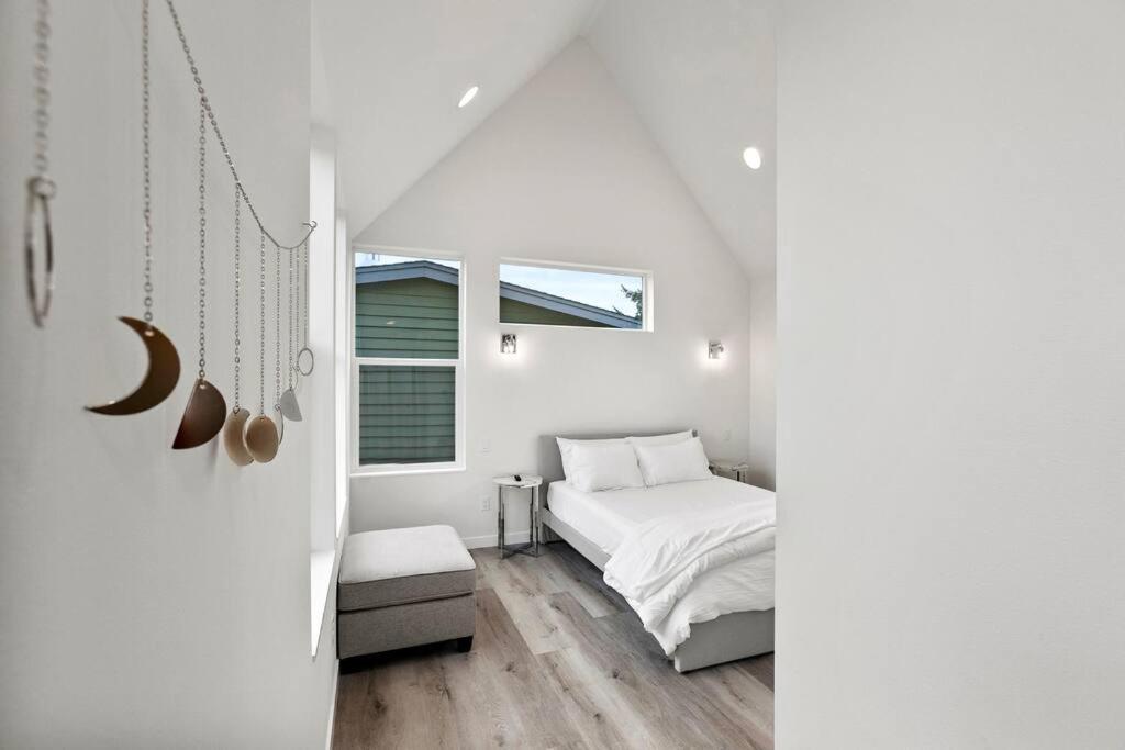 Holiday home Eco Built Crown Hill Townhouse - 85 Walkscore *