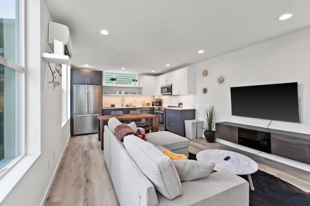 Eco Built Crown Hill Townhouse - 85 Walkscore *