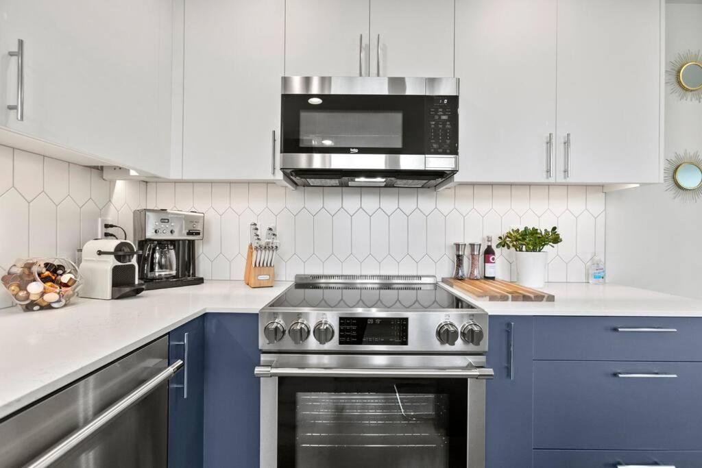 Holiday home Eco Built Crown Hill Townhouse - 85 Walkscore Seattle