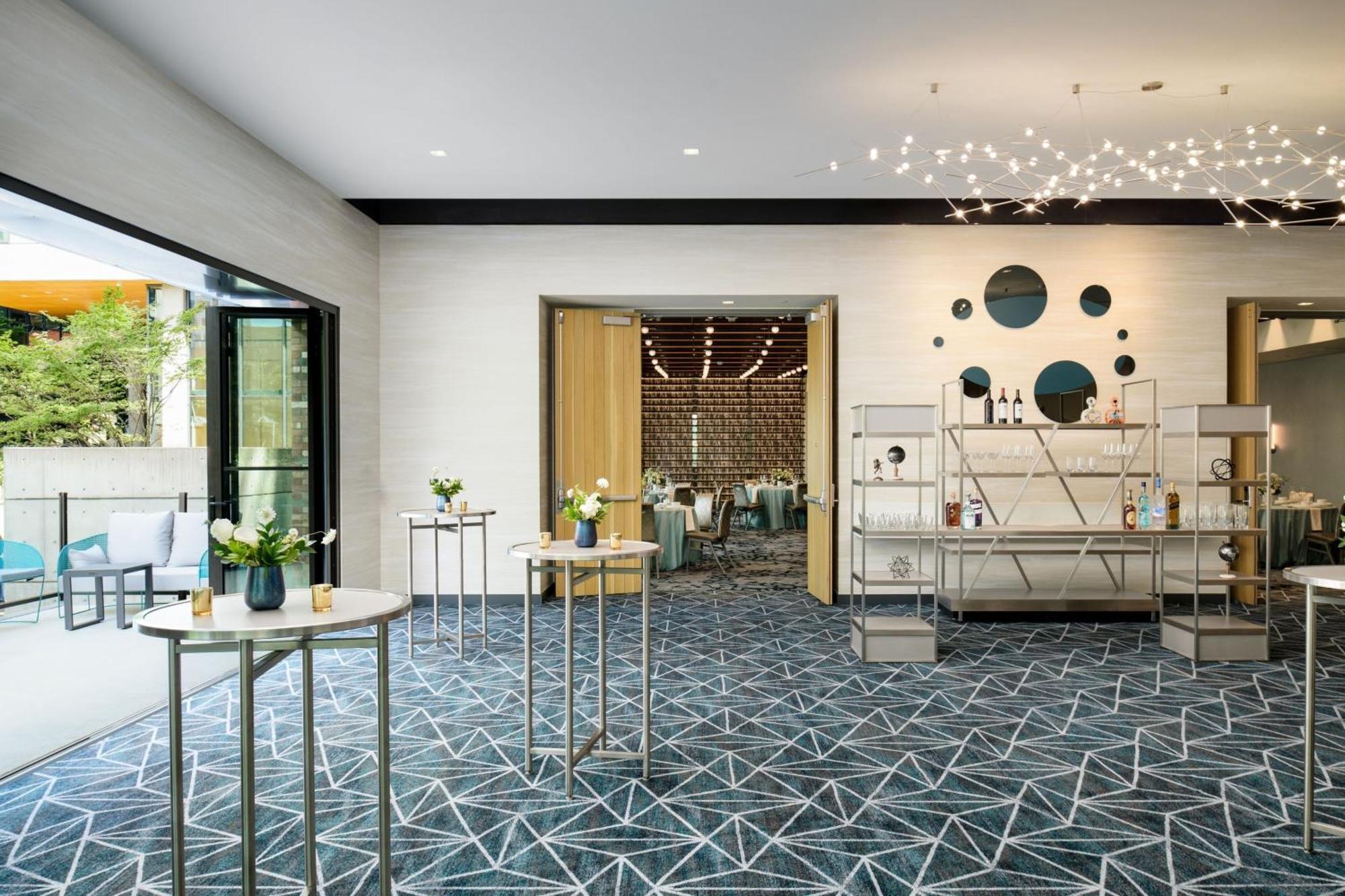 Astra Hotel, Seattle, A Tribute Portfolio By Marriott Hotel Seattle