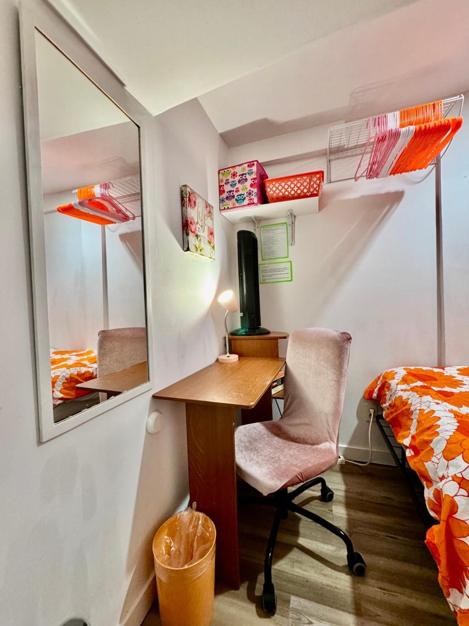 Private On The 1st Floor With Shared Bathroom Near Airport And Downtown Seattte Homestay Seattle