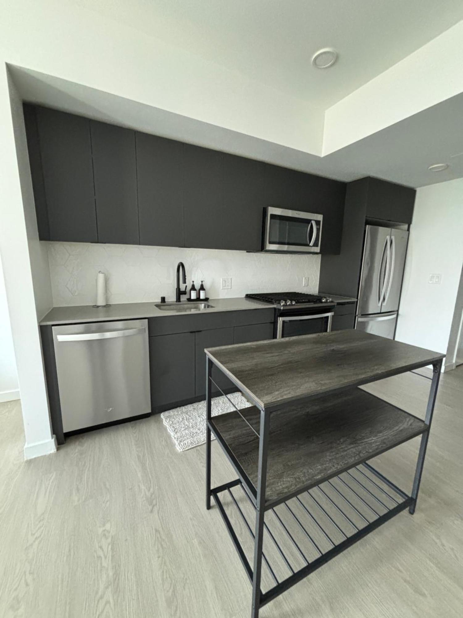 Highrise Haven With 5-Star Amenities And Luxury Perks In Downtown Seattle