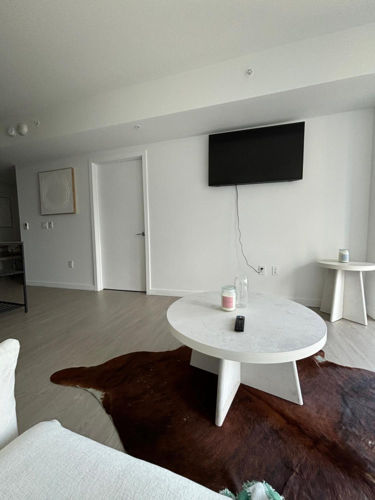 Highrise Haven With 5-Star Amenities And Luxury Perks In Downtown Seattle
