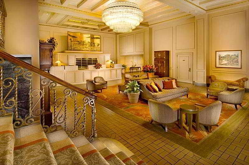 Mayflower Park Hotel