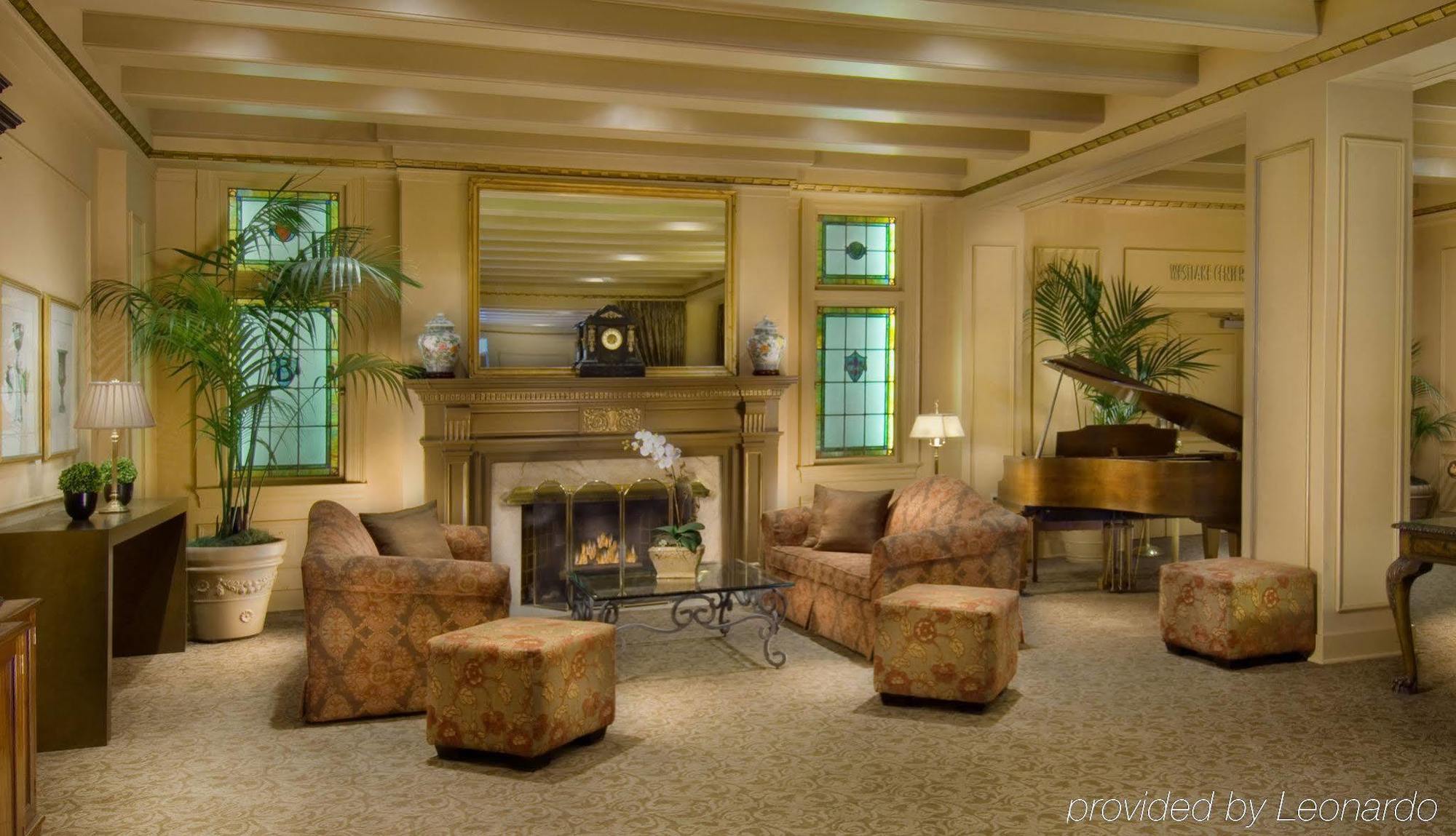 Mayflower Park Hotel