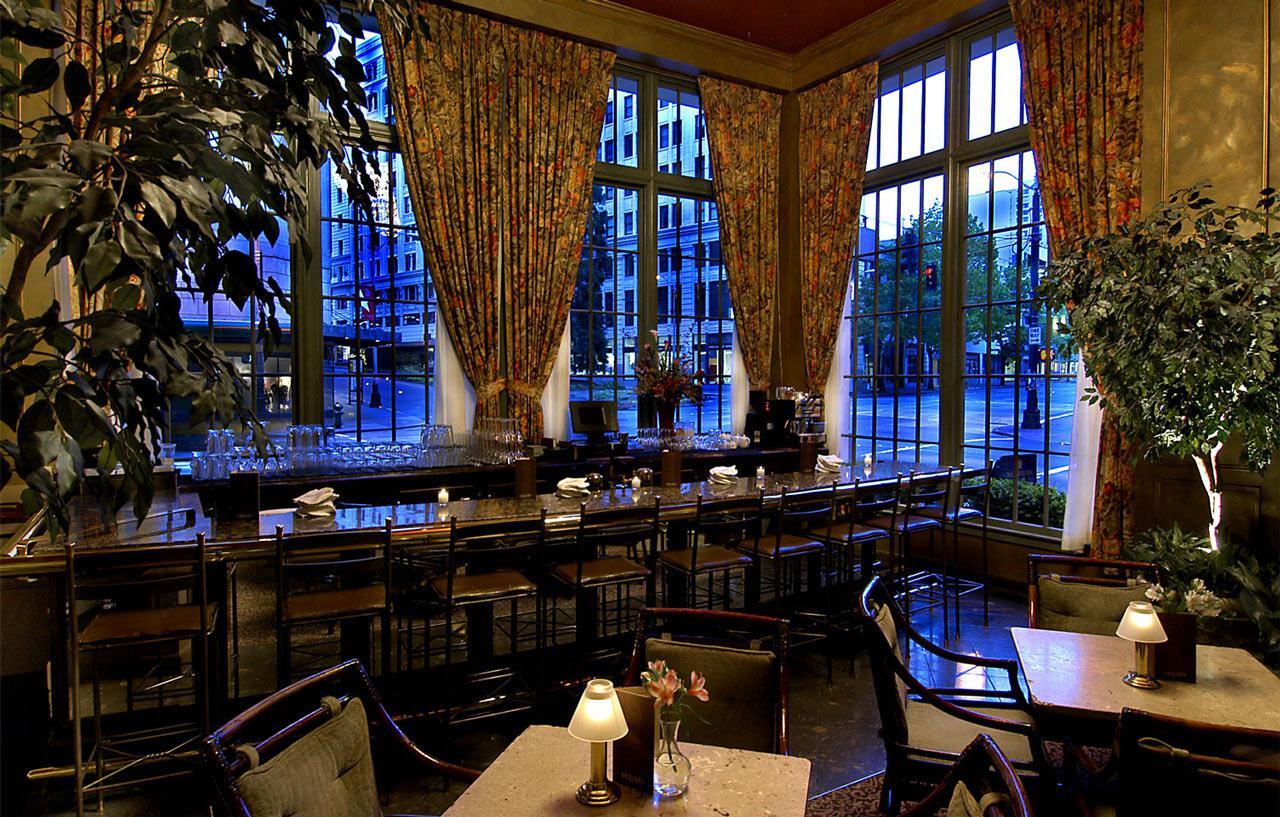 Mayflower Park Hotel