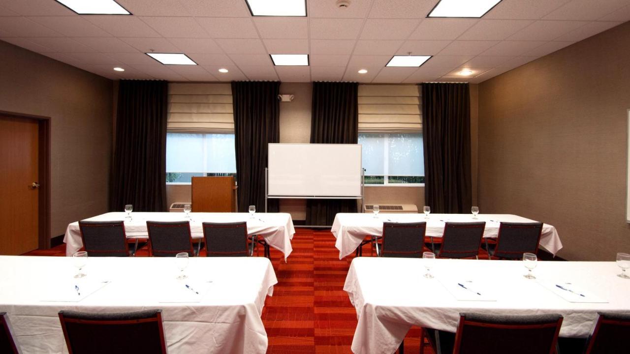 Express & North - Shoreline, An Ihg Seattle