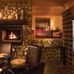 The Edgewater, A Noble House Hotel