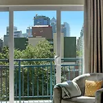 City Water View Oasis With Pool & Gym Near Cruise In Heart Of Seattle