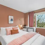 Chris\'S Sweet Suite - 84 Walkscore