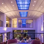 Hotel Theodore