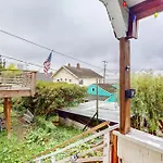 Alki Oasis