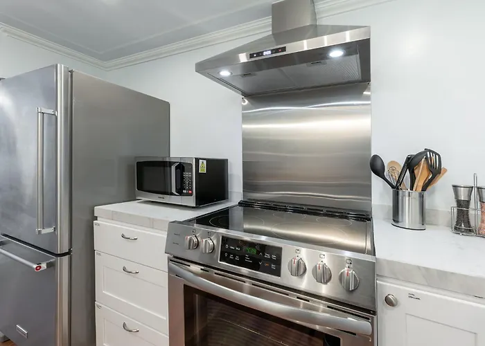 Laurelhurst - Cozy 1 Bedroom Apt Near Children\'S Hospital And Uw