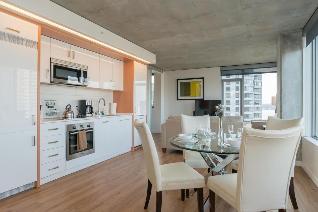 Sobe Third Ave Apartment *