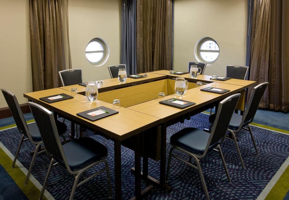 Courtyard Downtown / Pioneer Square 3* Seattle
