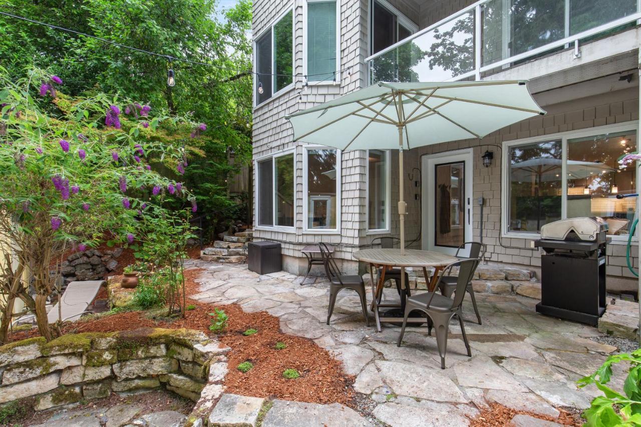 Madison Park With Outdoor Private Garden And Grill 1br 1ba Holiday home