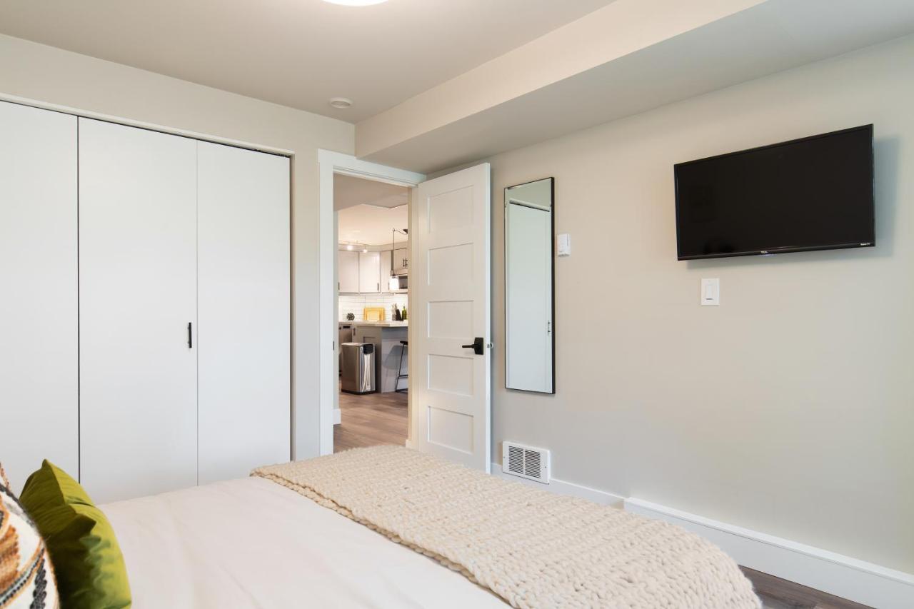 Madison Park With Outdoor Private Garden And Grill 1br 1ba Holiday home