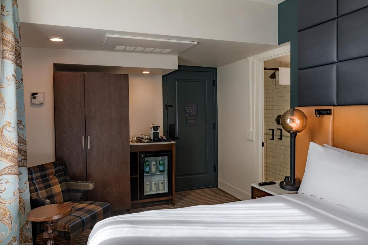 Theodore Hotel Seattle