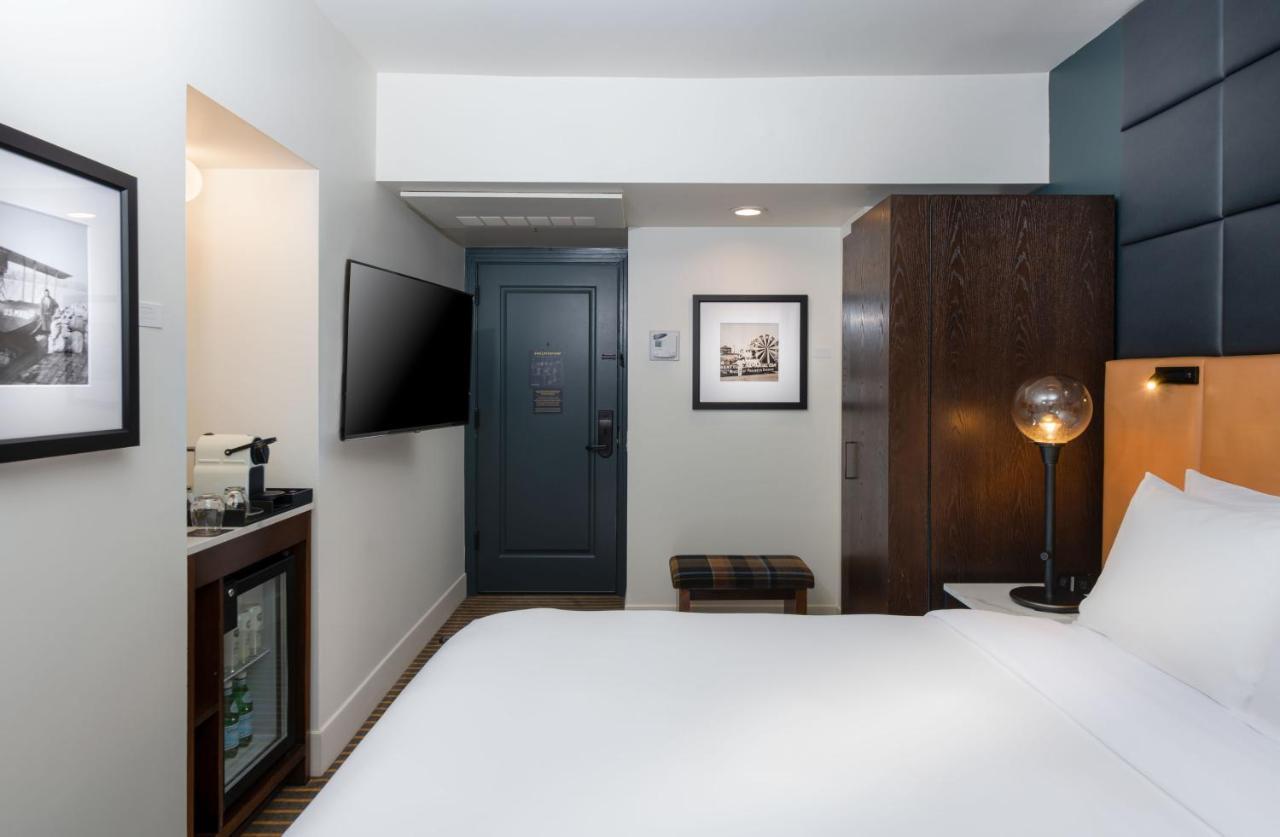 Theodore Hotel
