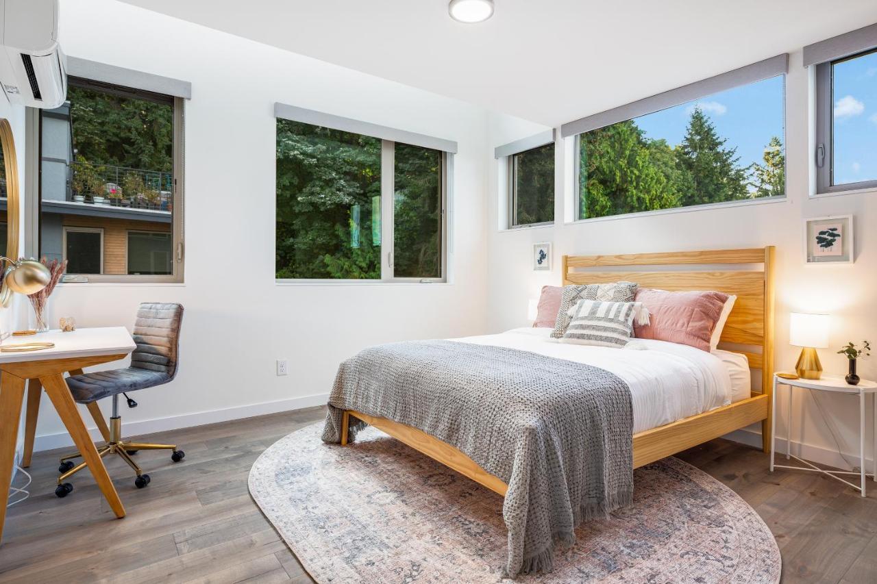 Alki Escape Romantic Waterfront Getaway For 2 Holiday home