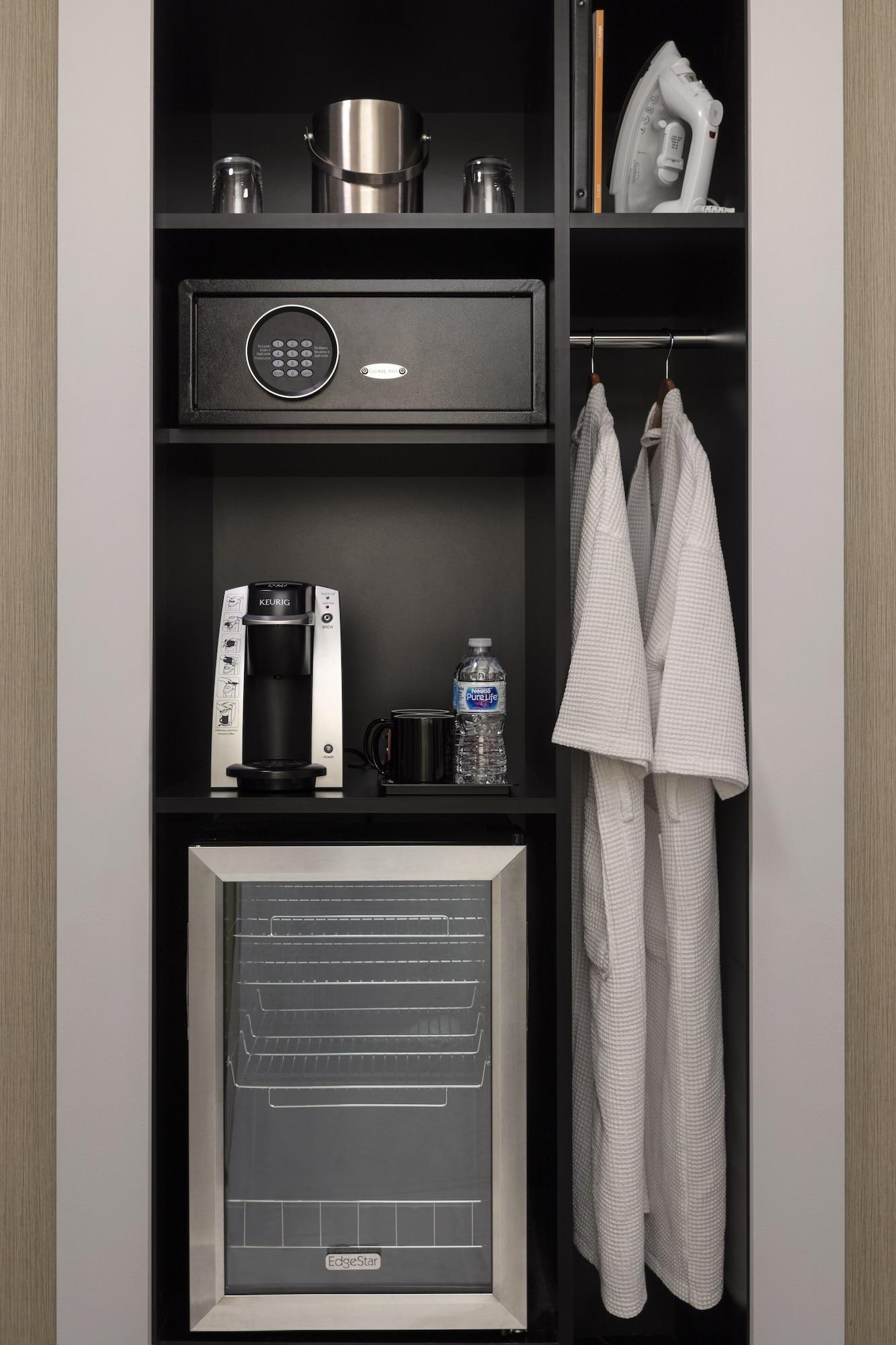 Executive Pacific Hotel 3*