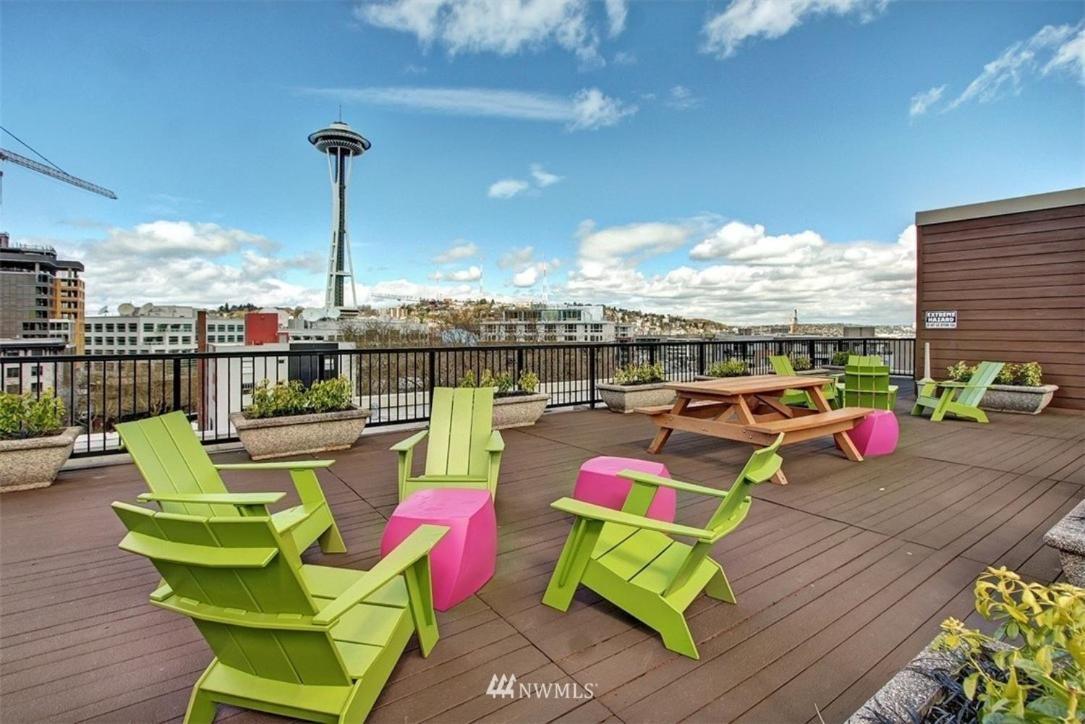Lovely 1 Bedroom In The Heart Of Seattle! *