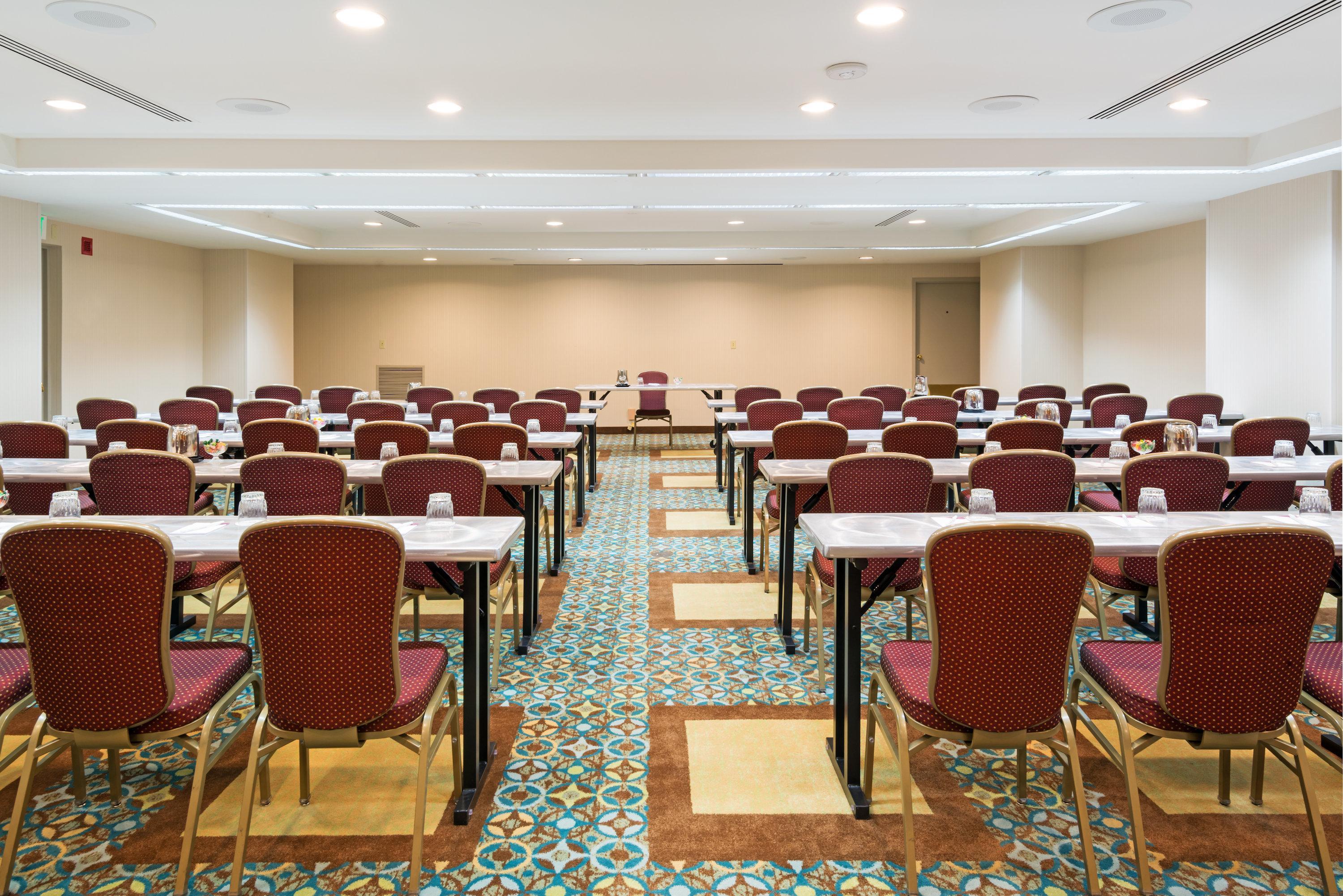 Crowne Plaza Newly Renovated With No Fee Seattle