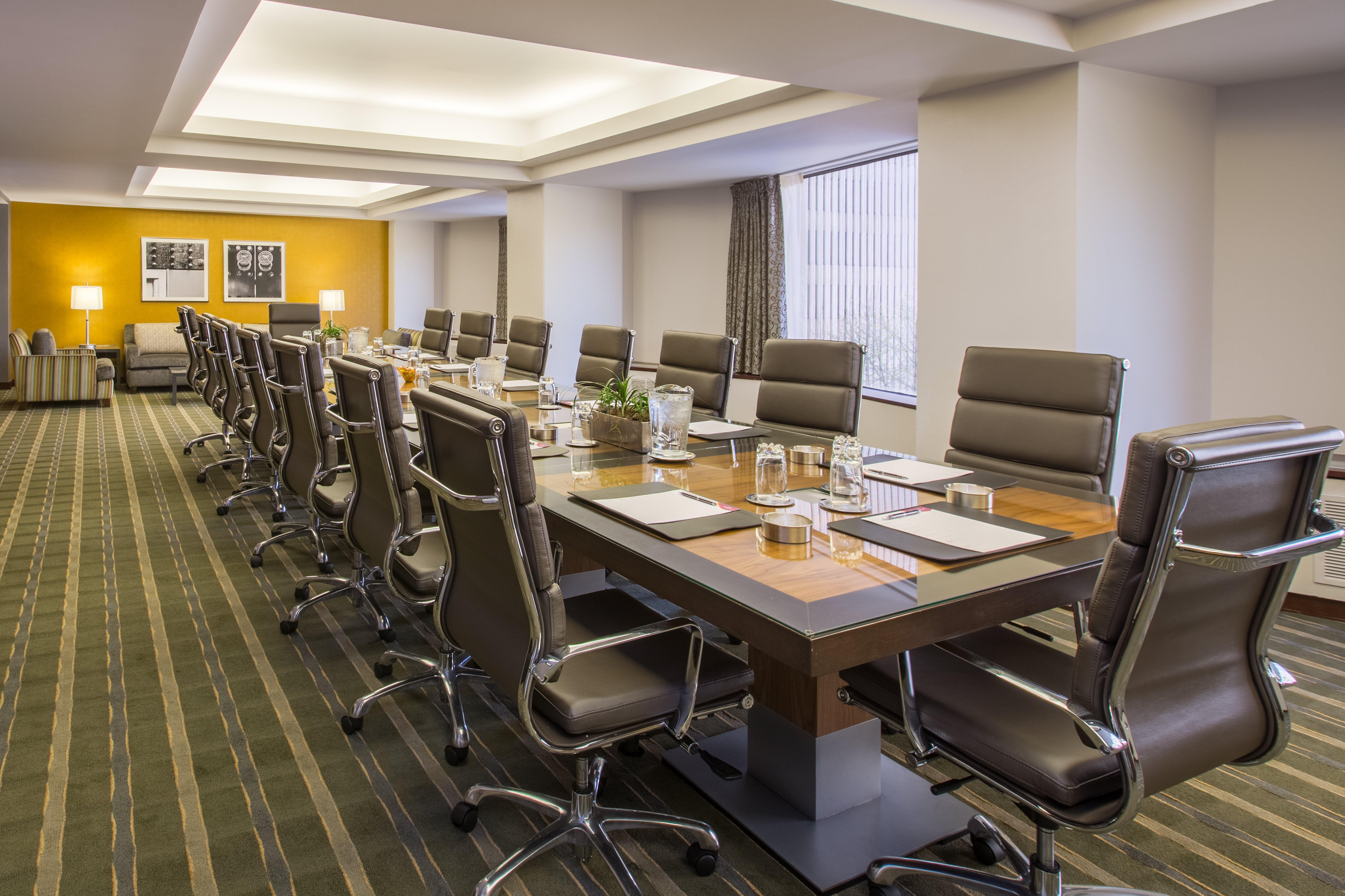 Crowne Plaza Newly Renovated With No Fee Hotel Seattle