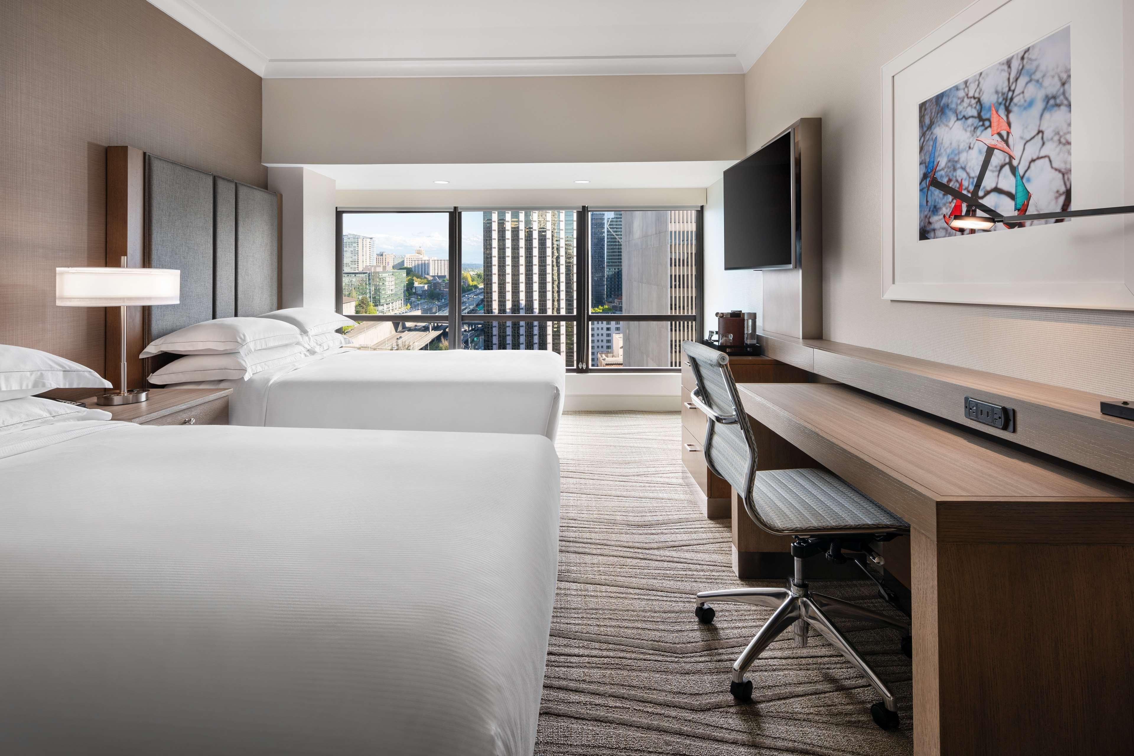 Hotel Coast Downtown By Apa