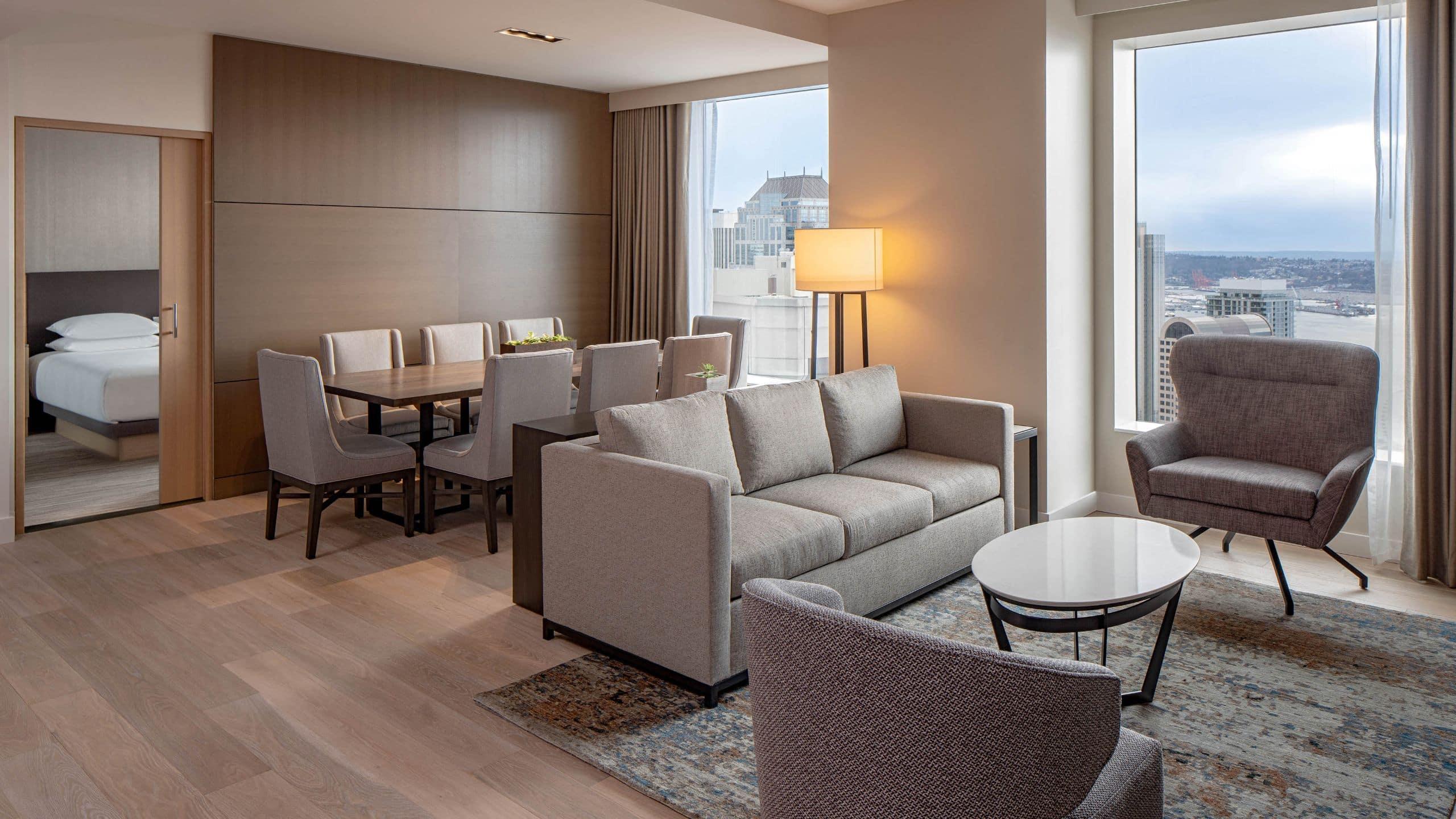 Hyatt Regency 4*