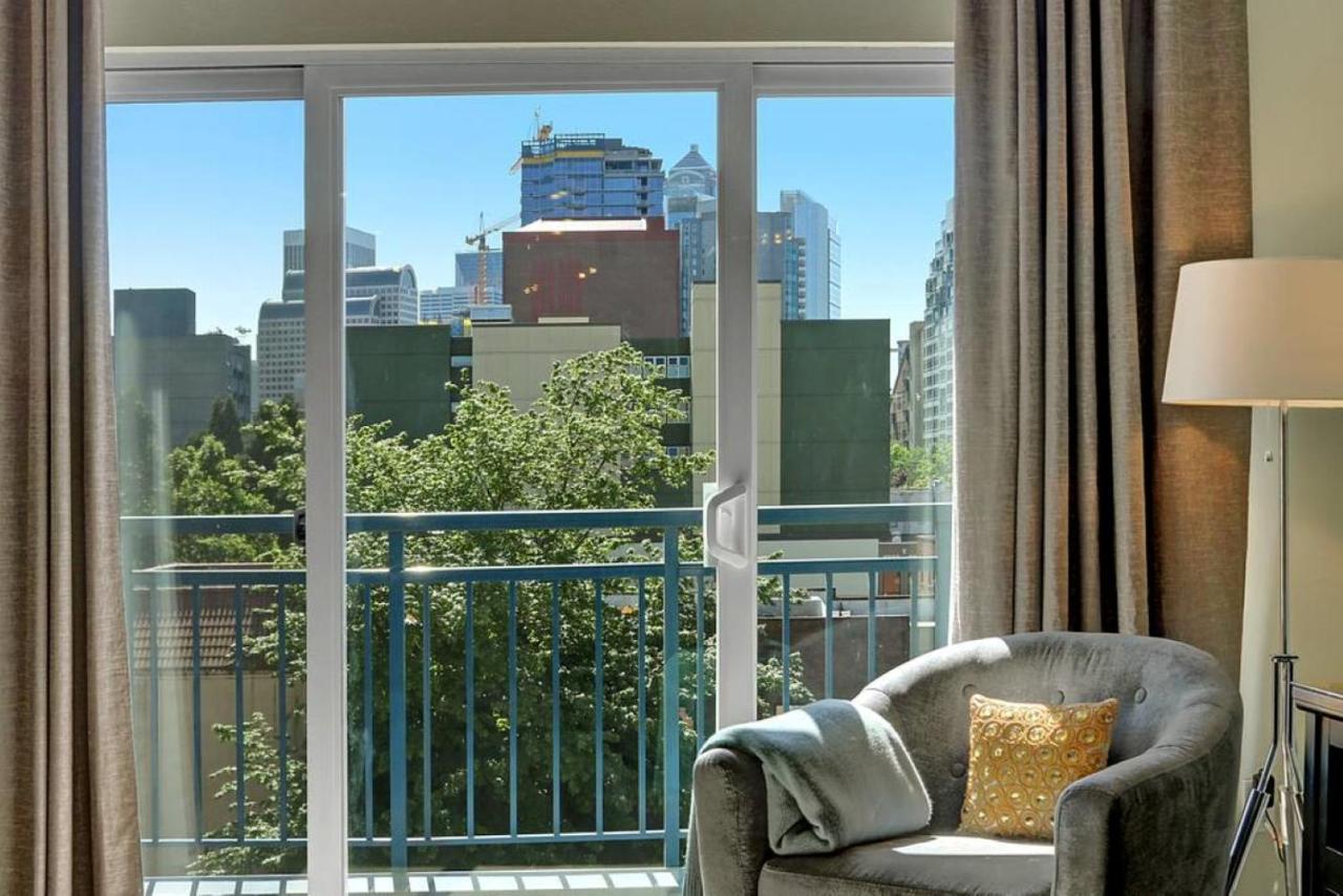 Water View Oasis With Pool & Gym Near Cruise In Heart Of * Seattle