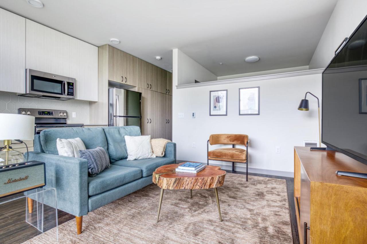 S Union 1br W Gym Wd Space Needle View Sea-164 Apartment *