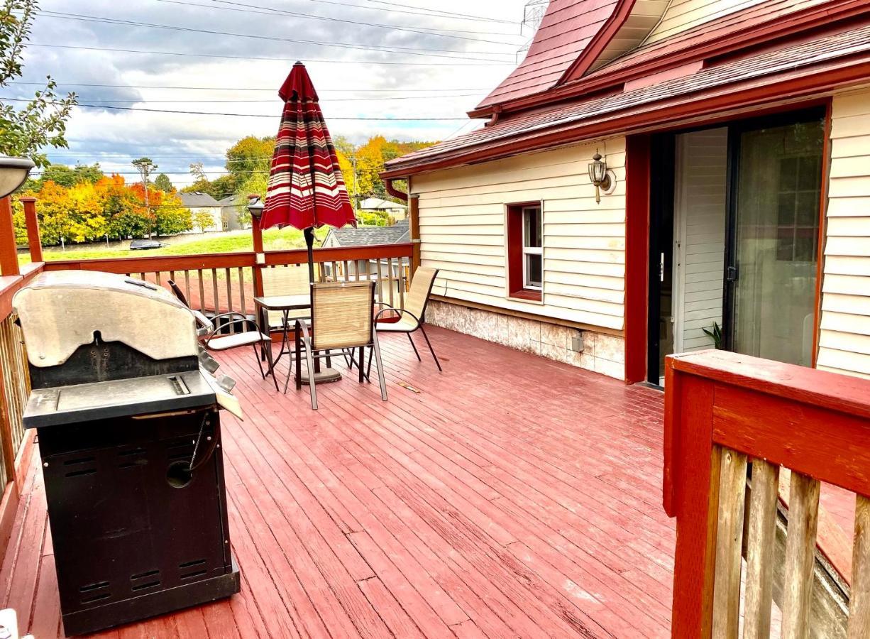 Private With Two Twin Beds Air Conditioning And Shared Bathrooms Located Near Seatac Airport And Downtown Homestay