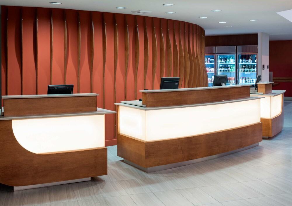 By Marriott Downtown/lake Union Hotel 3*