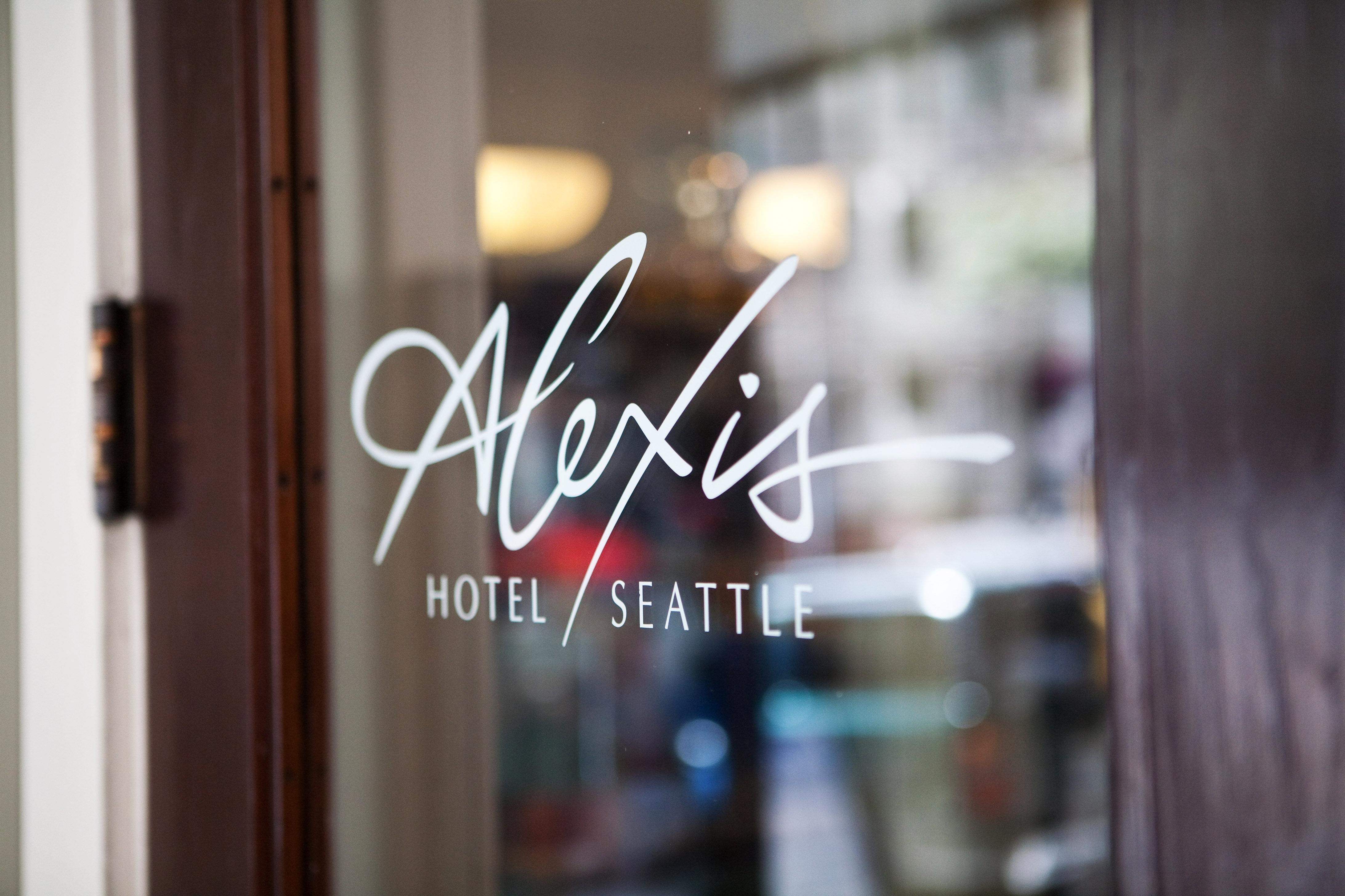 The Alexis Royal Sonesta 5*