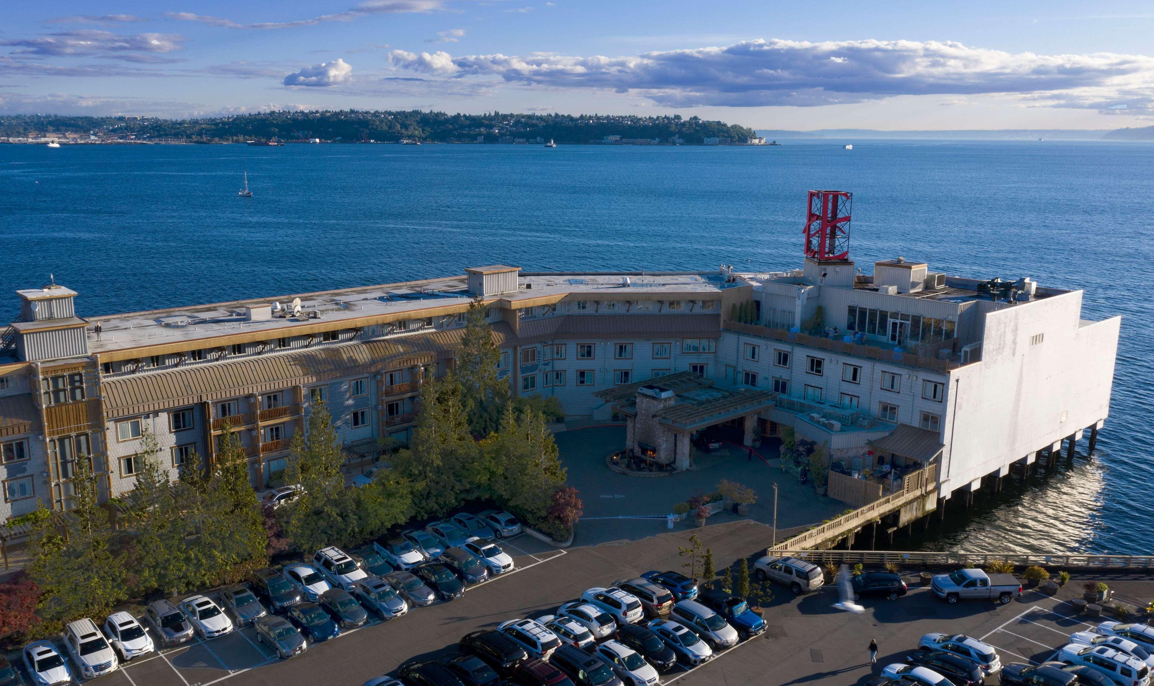 The Edgewater, A Noble House Hotel