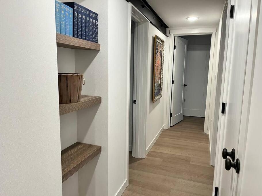 Modern, New & Industrial In Georgetown Holiday home Seattle