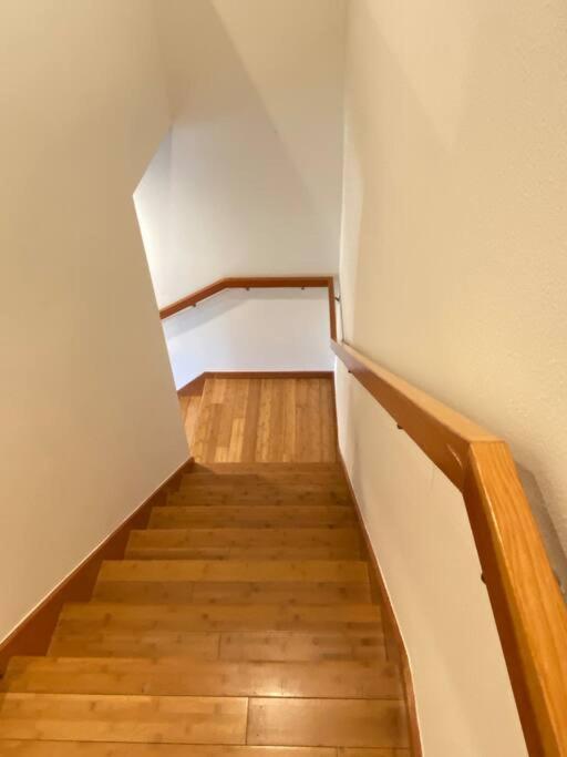 Cozy Rustic Minutes From Downtown Seattle! * Seattle