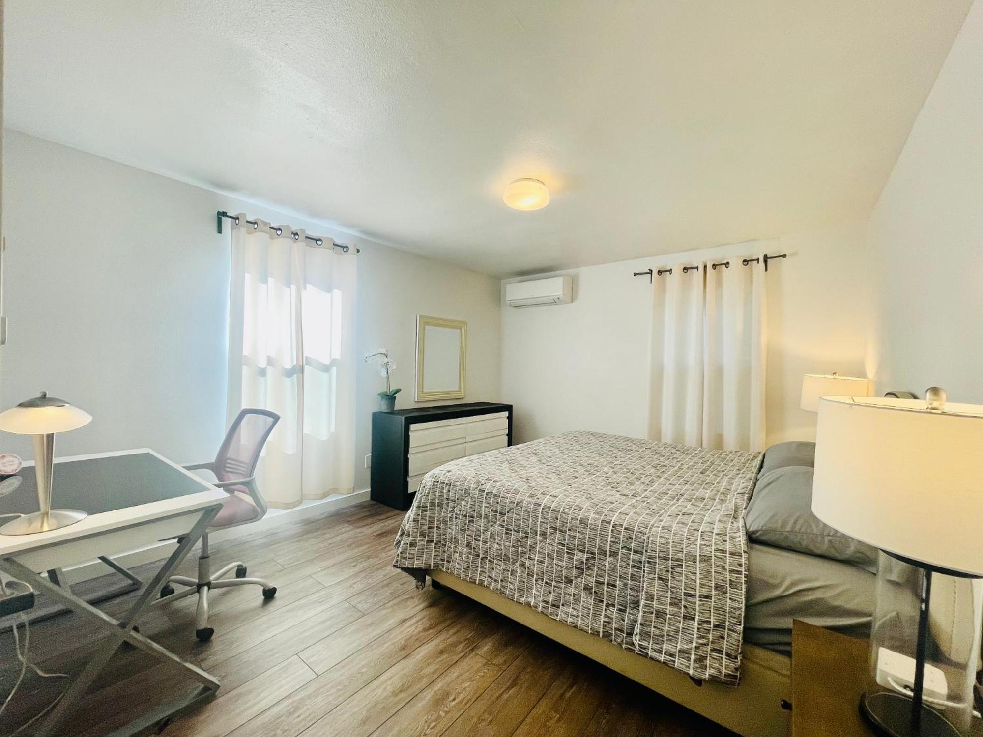 Super Privacy Lakeshore Forest With Air Conditioners At Haller