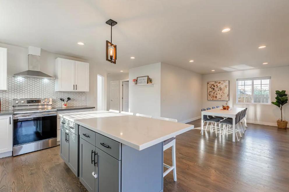 Luxurious 5 Bedroom With Ac And Ev Plug *