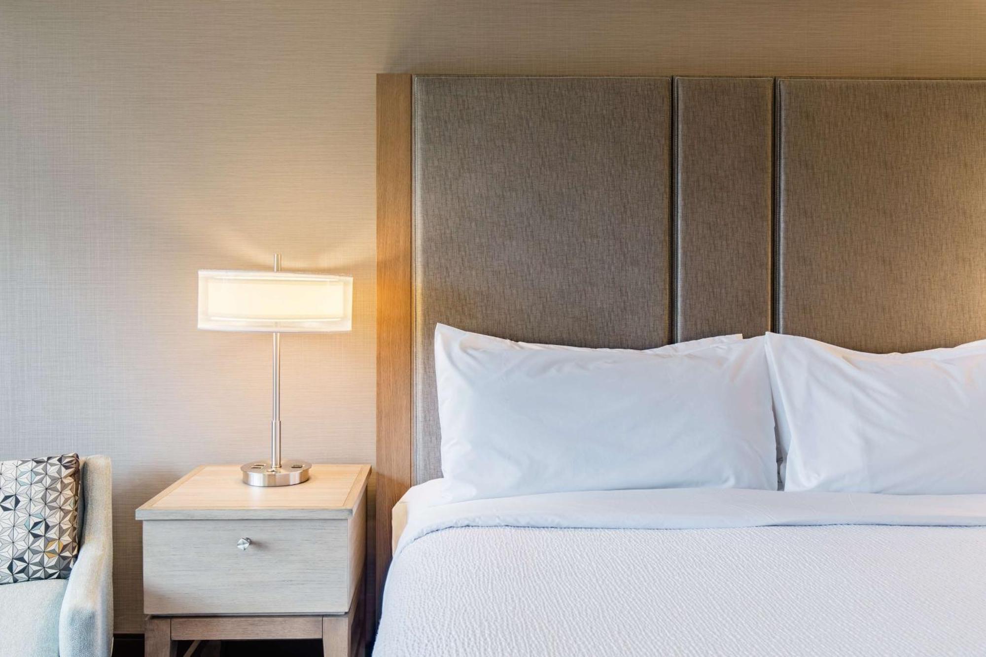 Coast Downtown By Apa Hotel 3*