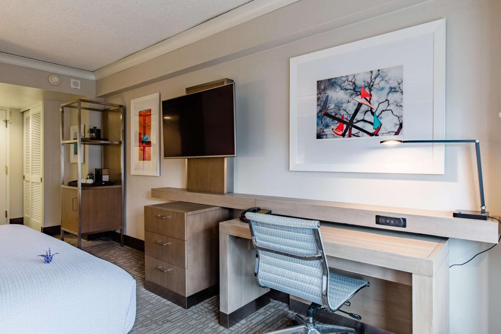 Hotel Coast Downtown By Apa