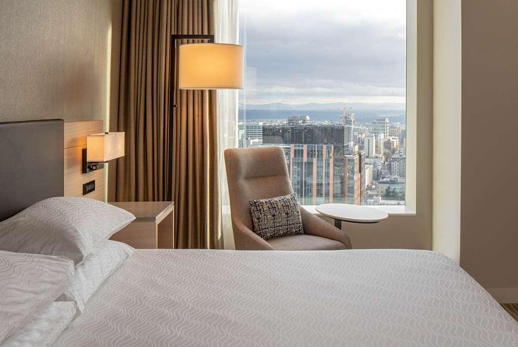 Hyatt Regency 4*