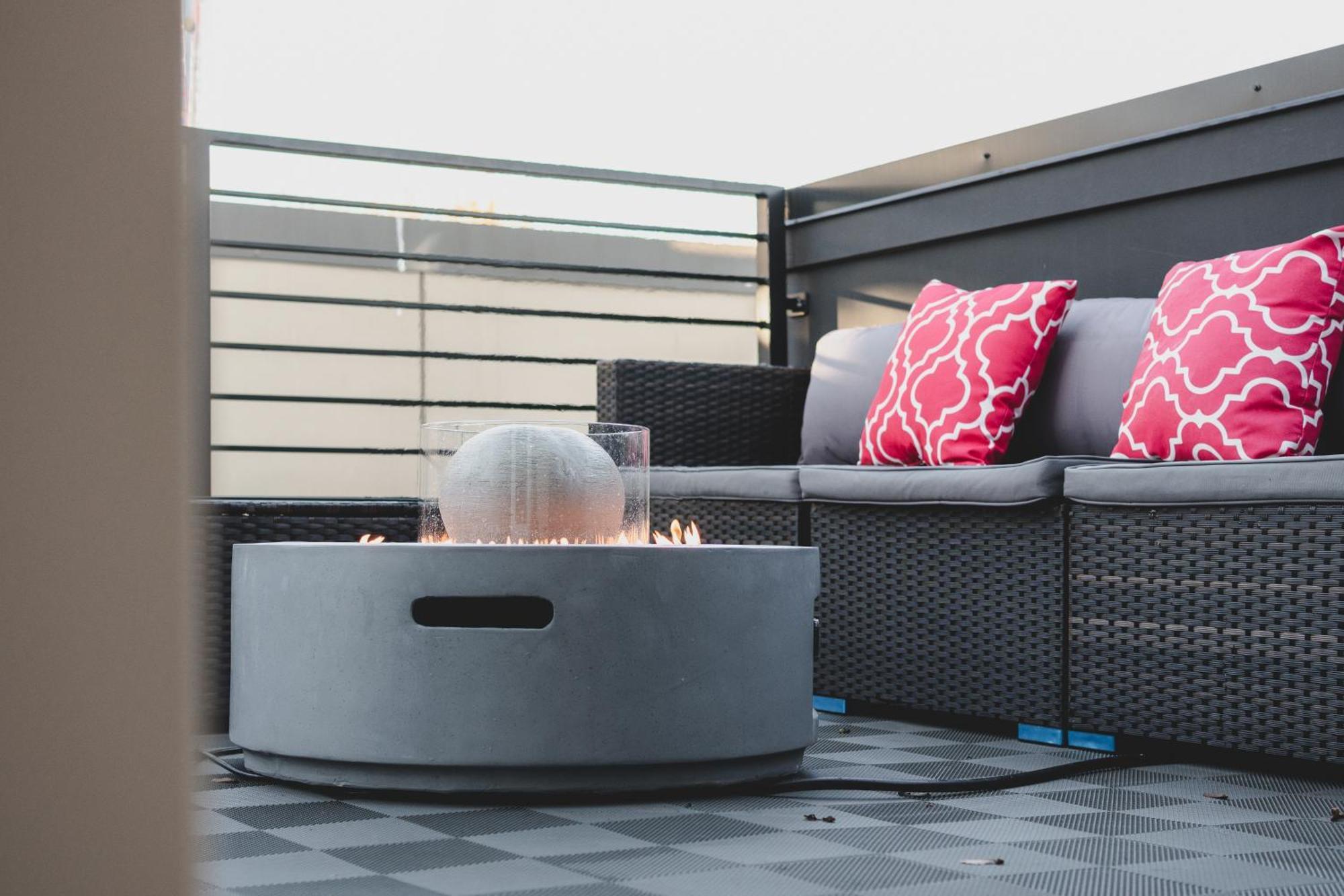 New Townhome In The Heart Of Holiday home