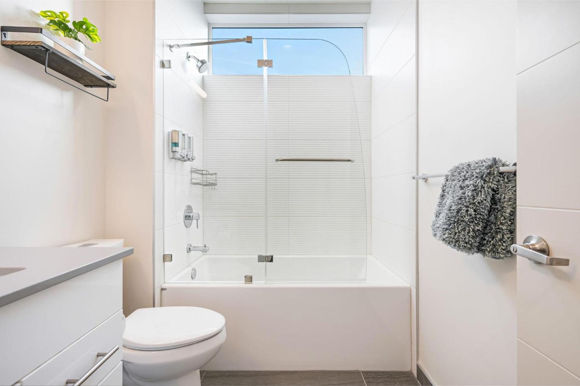 The Canal 9a By Betterstay Holiday home