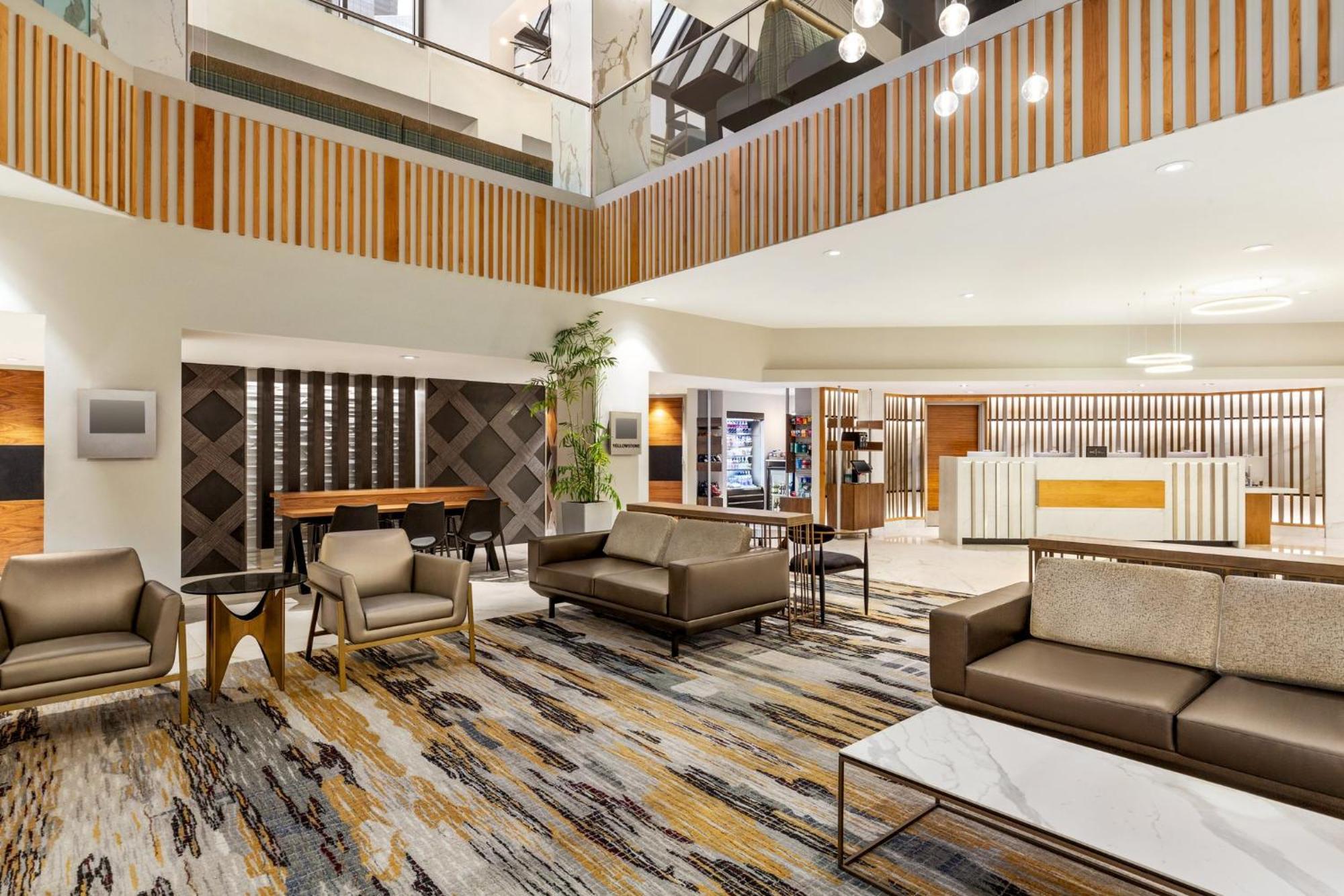 Crowne Plaza Newly Renovated With No Fee 4* Seattle