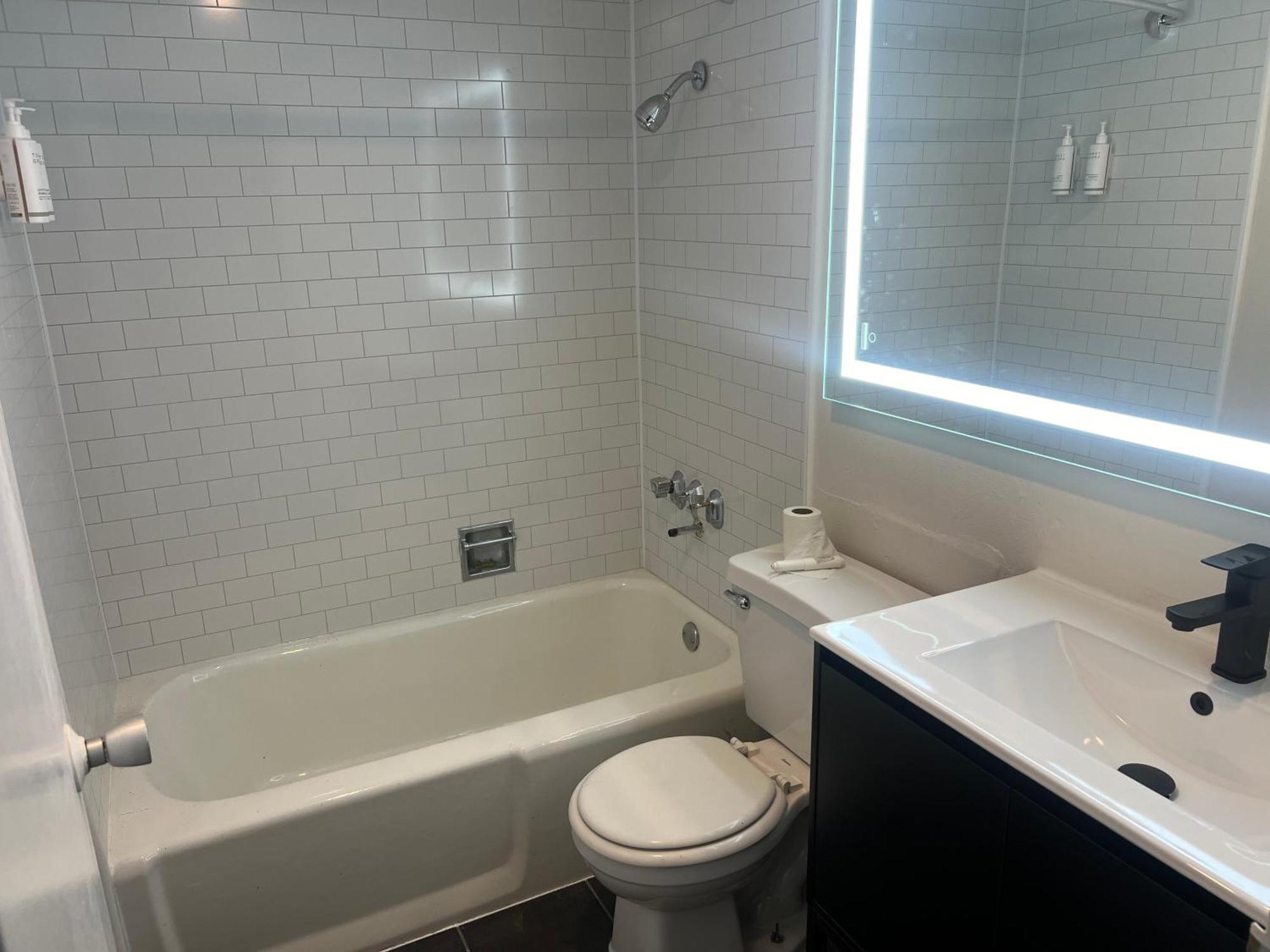 The Dylan, A Baymont By Wyndham Seattle