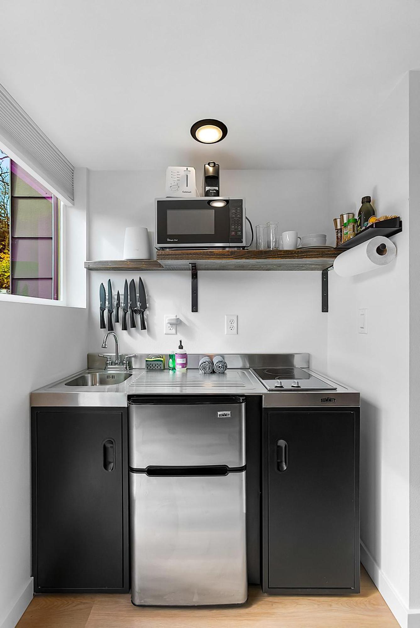 Sleek & Stylish Urban Loft Seattle